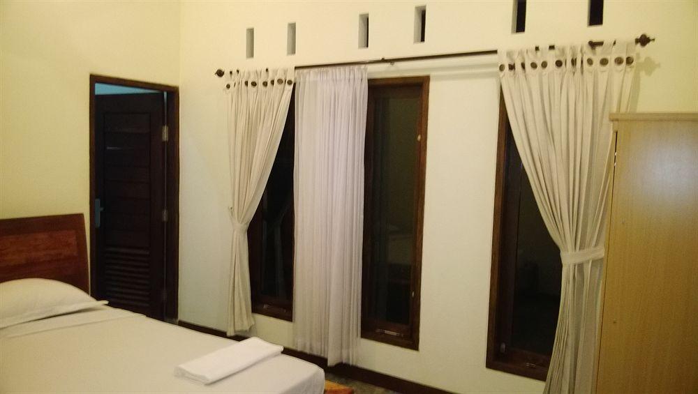 Shu Villa Lombok Kuta  Exterior foto
